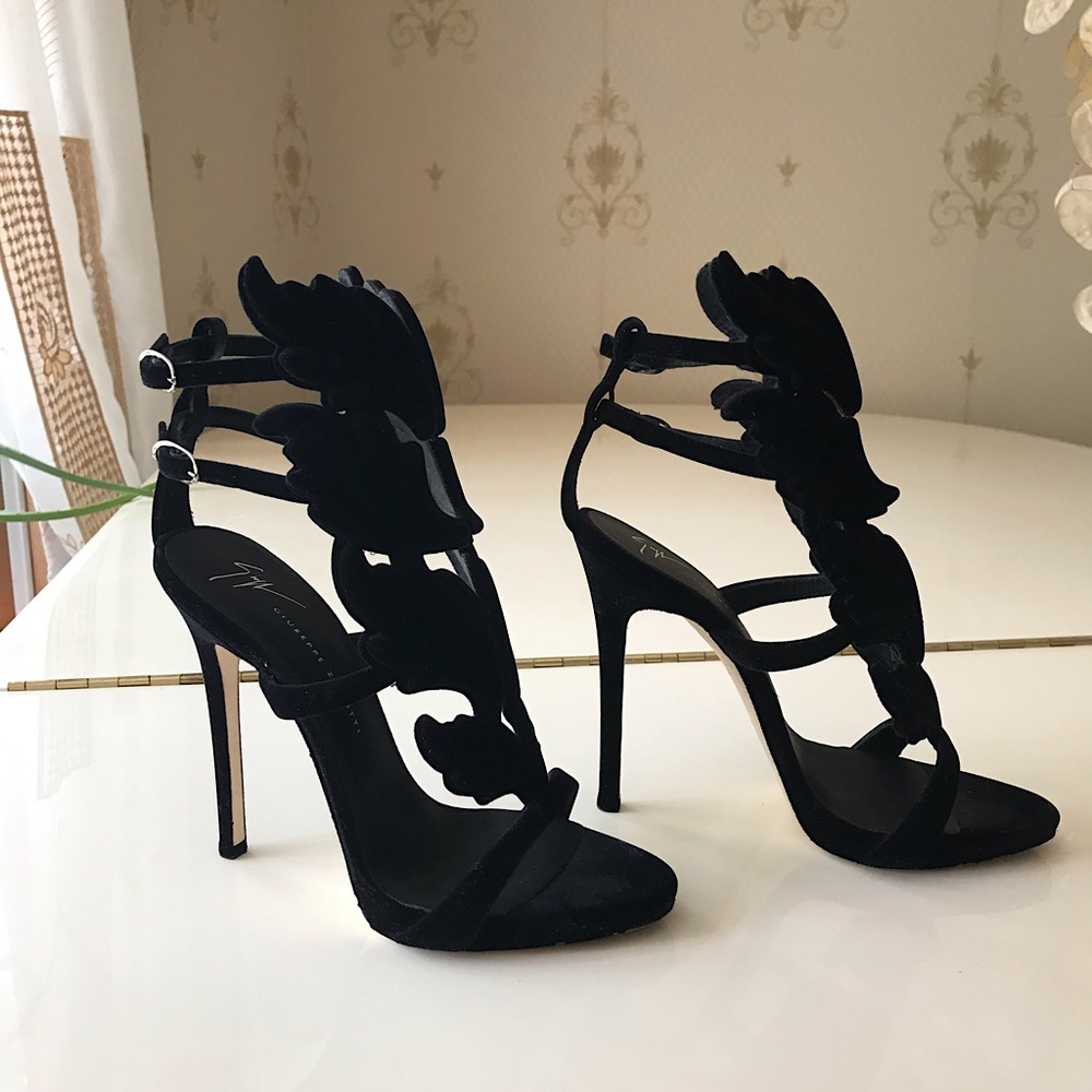 Giuseppe Zanotti  Velvet Coline 110 Cruel Sandals
